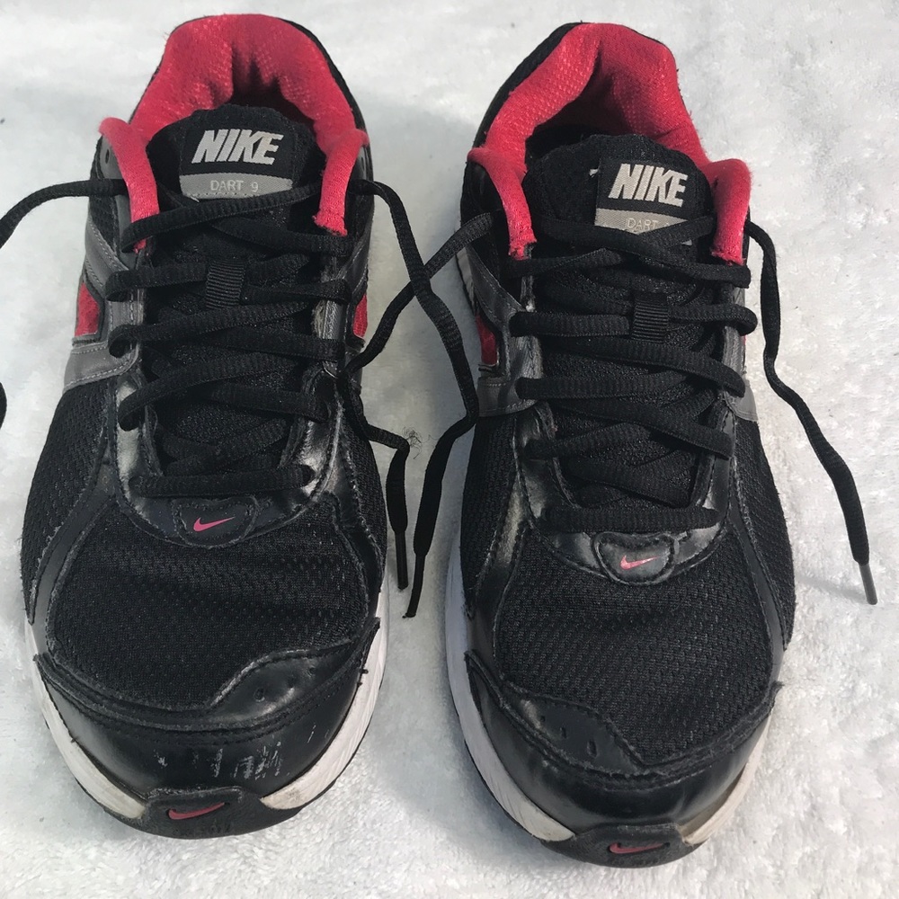 Nike ladies 9M